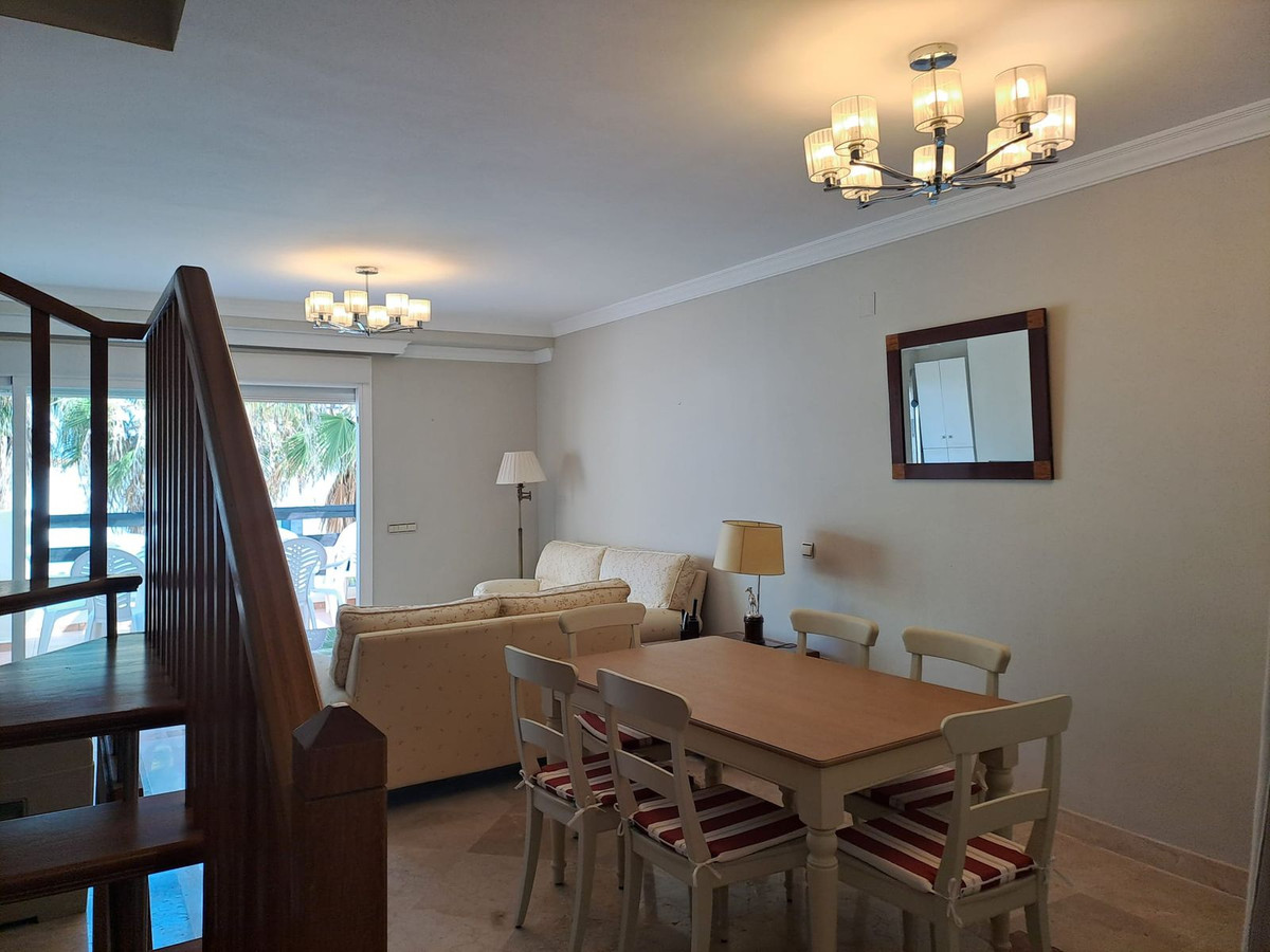 2 Bedroom Apartment for Sale in Estepona — 7