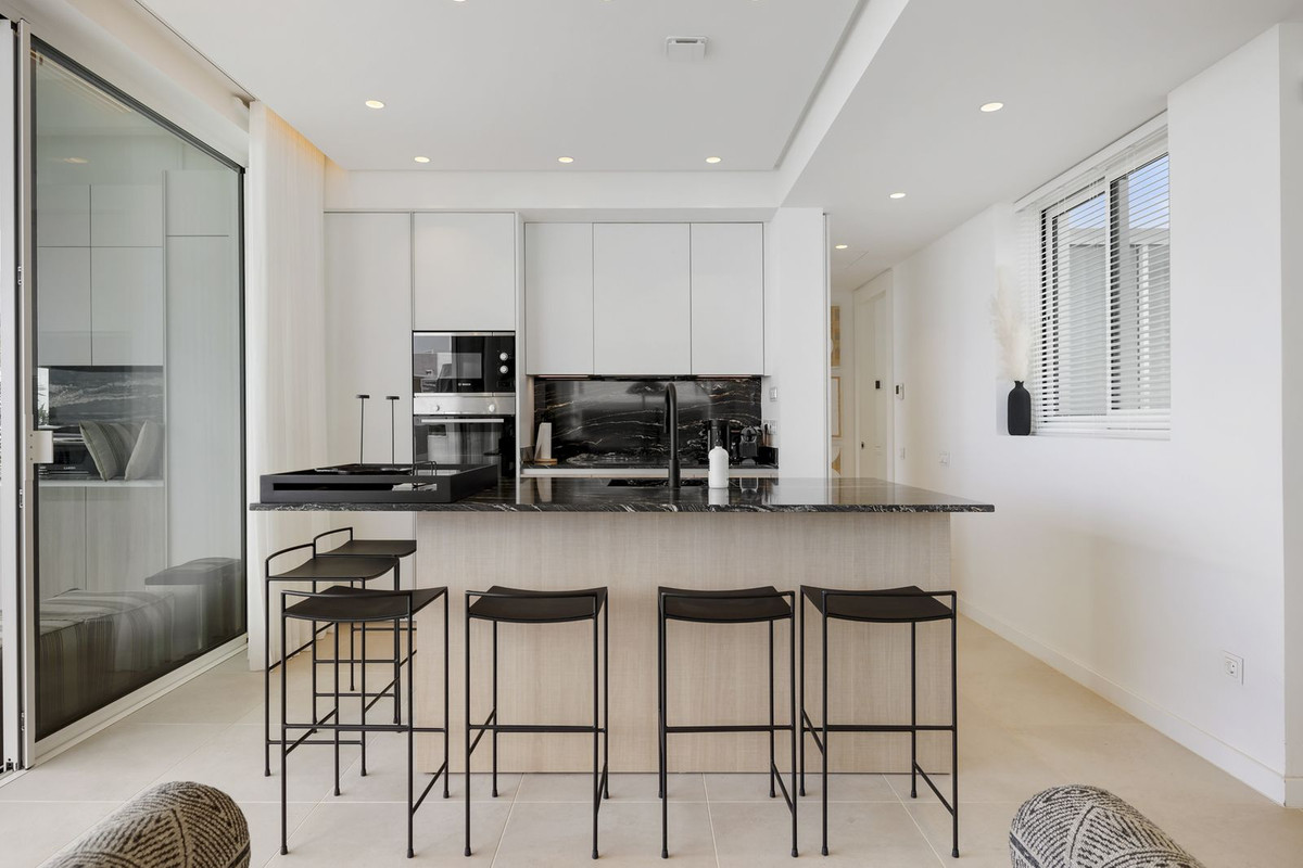3 Bedroom Apartment for Sale in Ojén — 9
