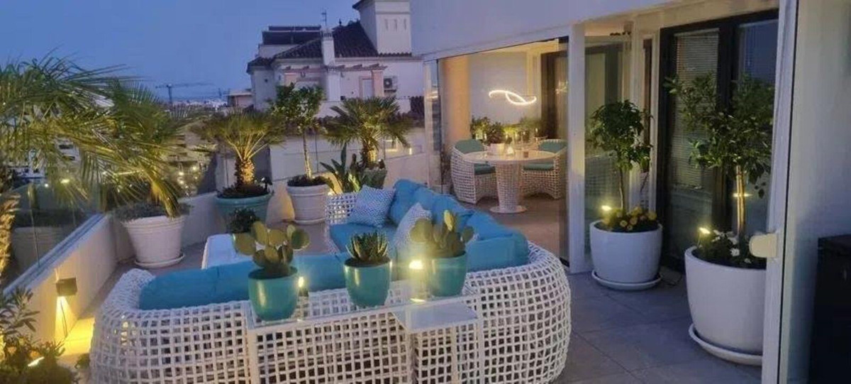 2 Bedroom Apartment for Sale in Estepona — 6