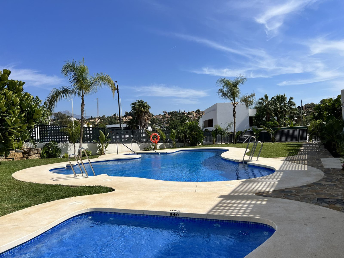 3 Bedroom Villa for Sale in Estepona