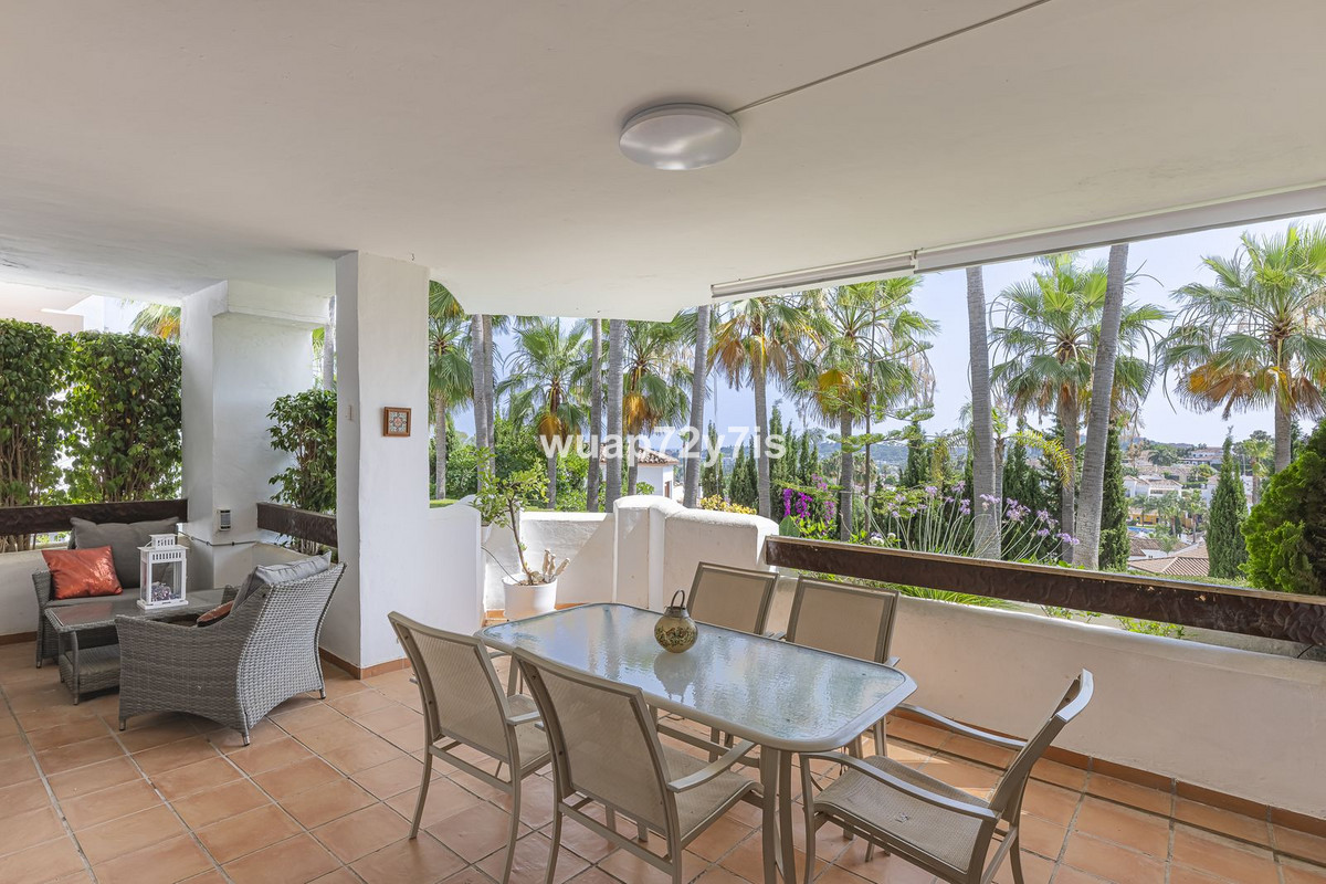 3 Bedroom Apartment for Sale in Nueva Andalucía — 7