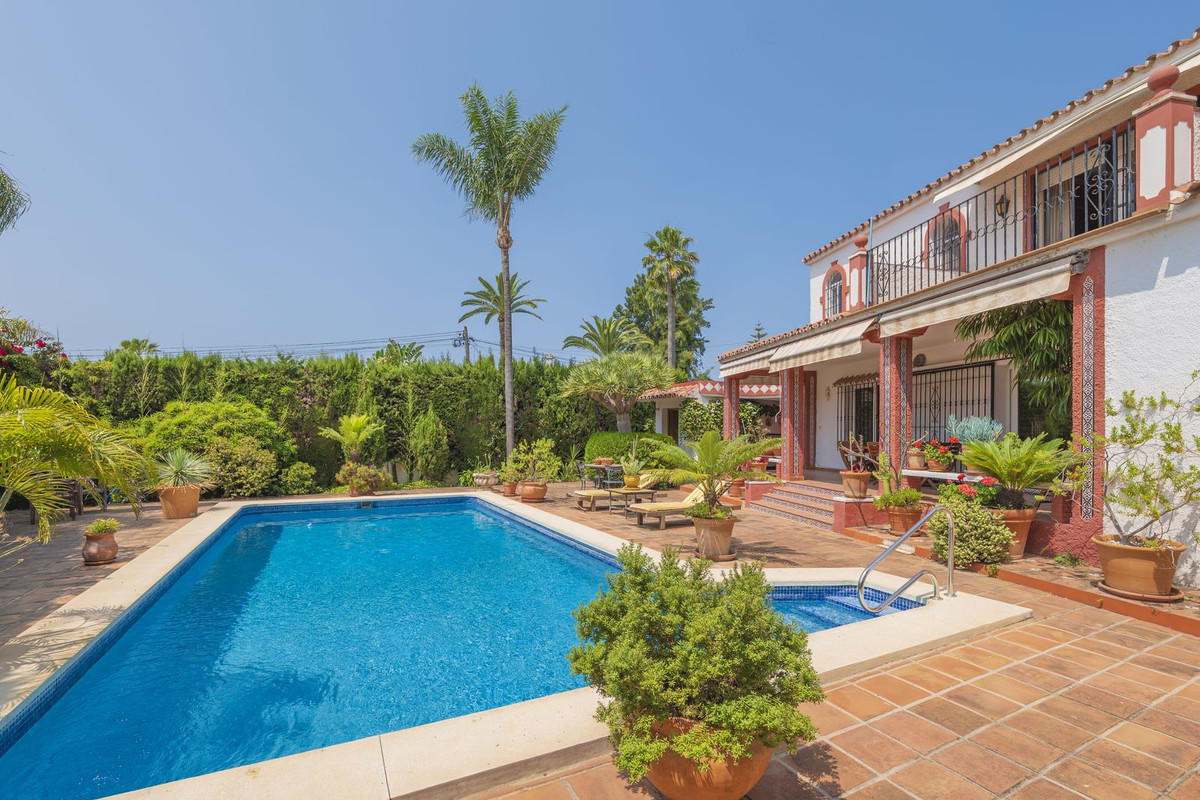3 Bedroom Villa for Sale in Marbella — 6