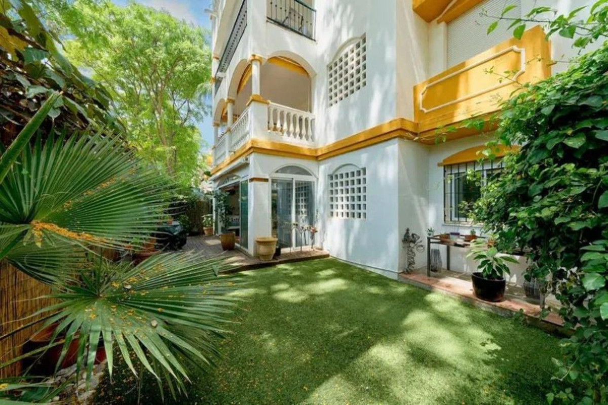 3 Bedroom Apartment for Sale in Marbella