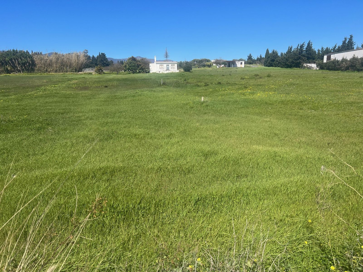Plot for Sale in Estepona — 4