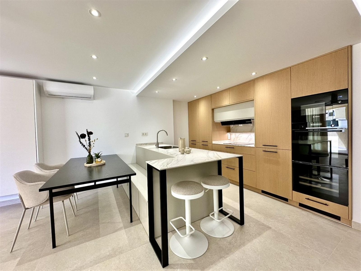 2 Bedroom Apartment for Sale in Marbella — 4