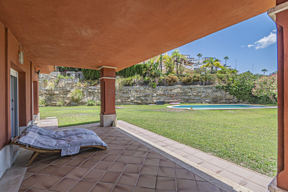5 Bedroom Villa for Sale in Marbella — 6