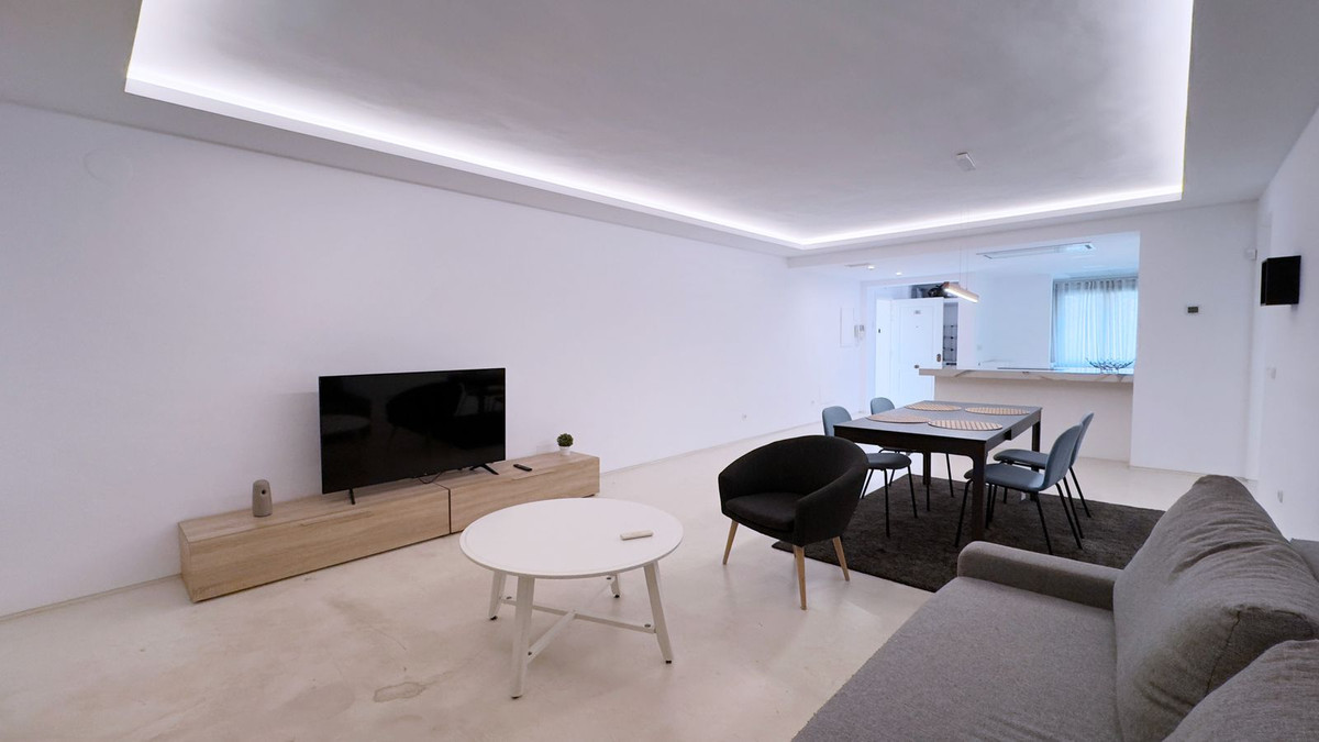 2 Bedroom Apartment for Sale in Nueva Andalucía — 5