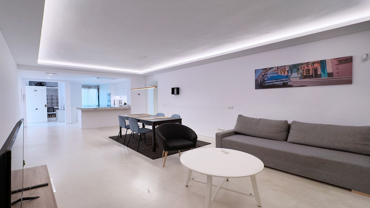 2 Bedroom Apartment for Sale in Nueva Andalucía — 6