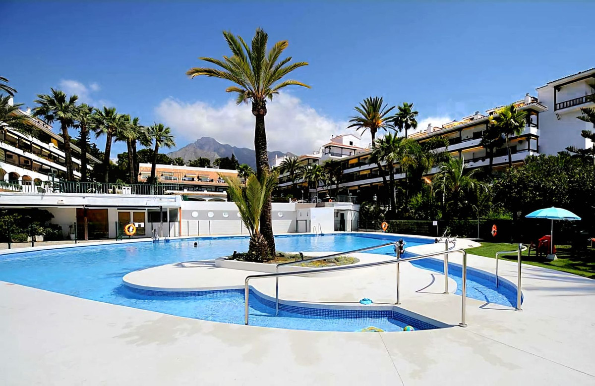 1 Bedroom Apartment for Sale in The Golden Mile