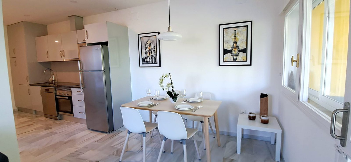 1 Bedroom Apartment for Sale in The Golden Mile — 3