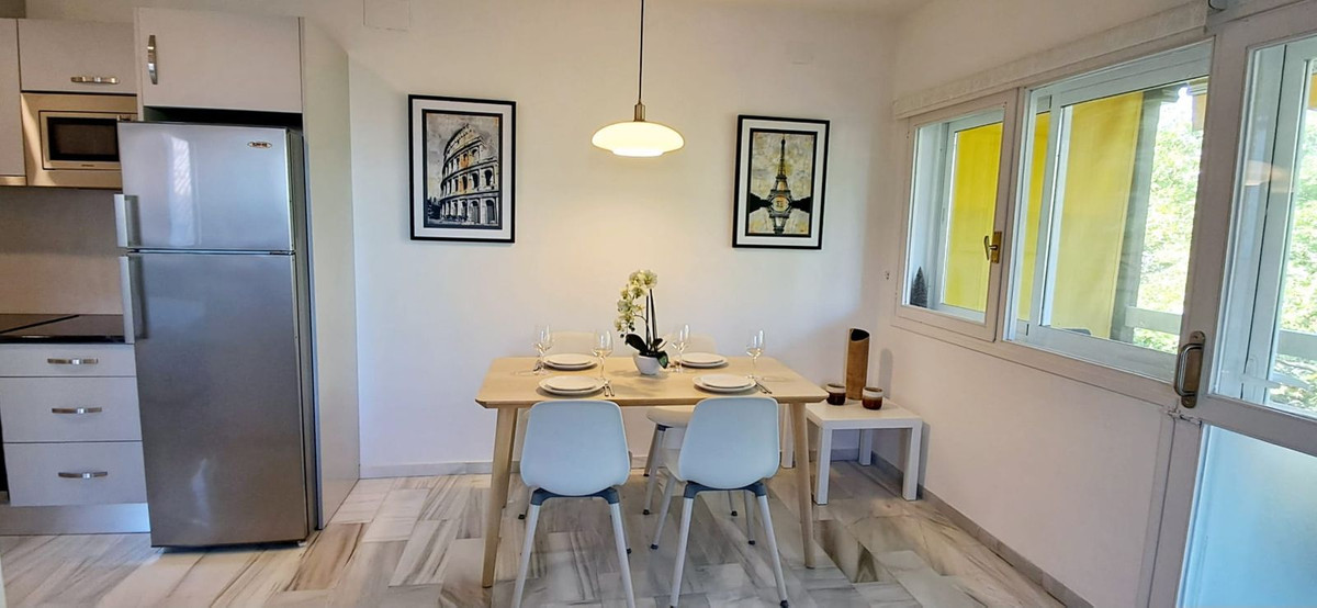 1 Bedroom Apartment for Sale in The Golden Mile — view 10