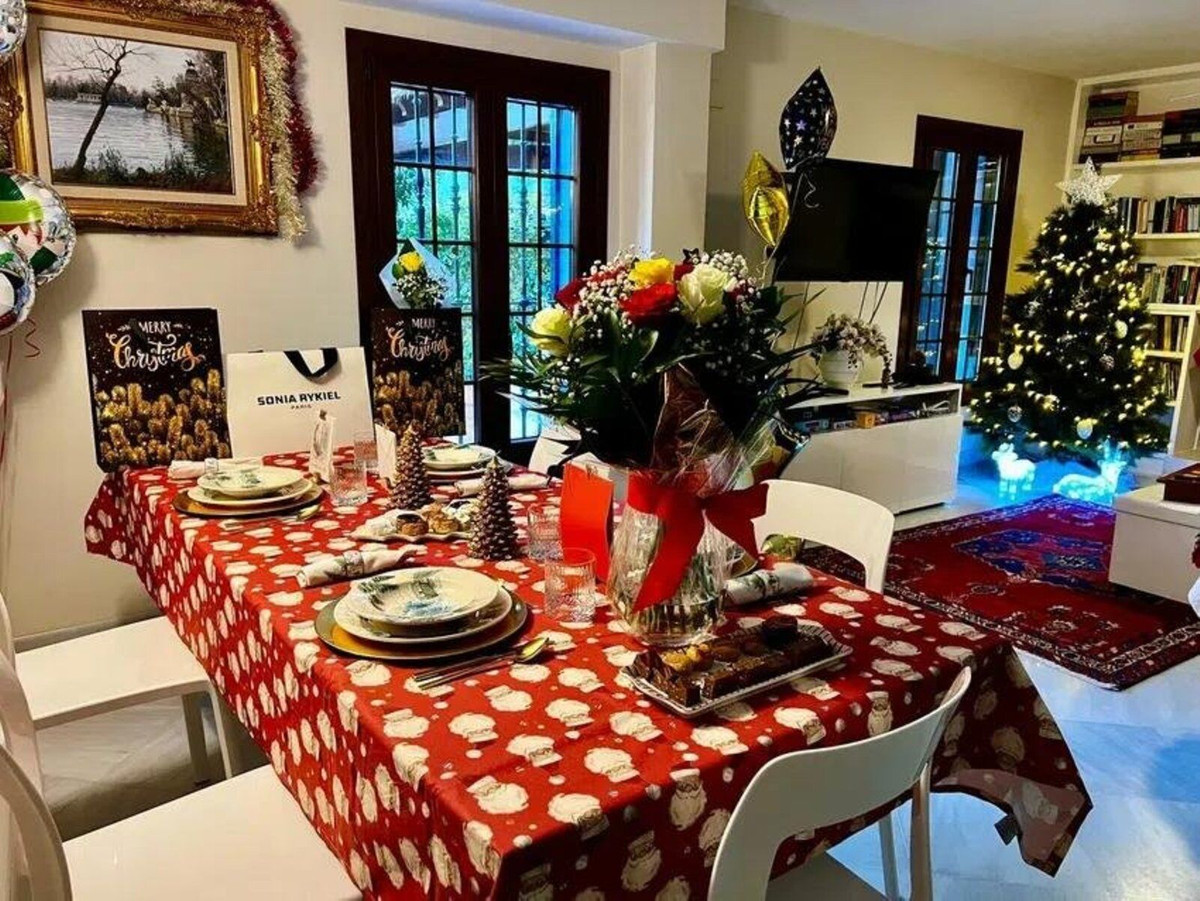 3 Bedroom Villa for Sale in Guadalmina Baja — 4