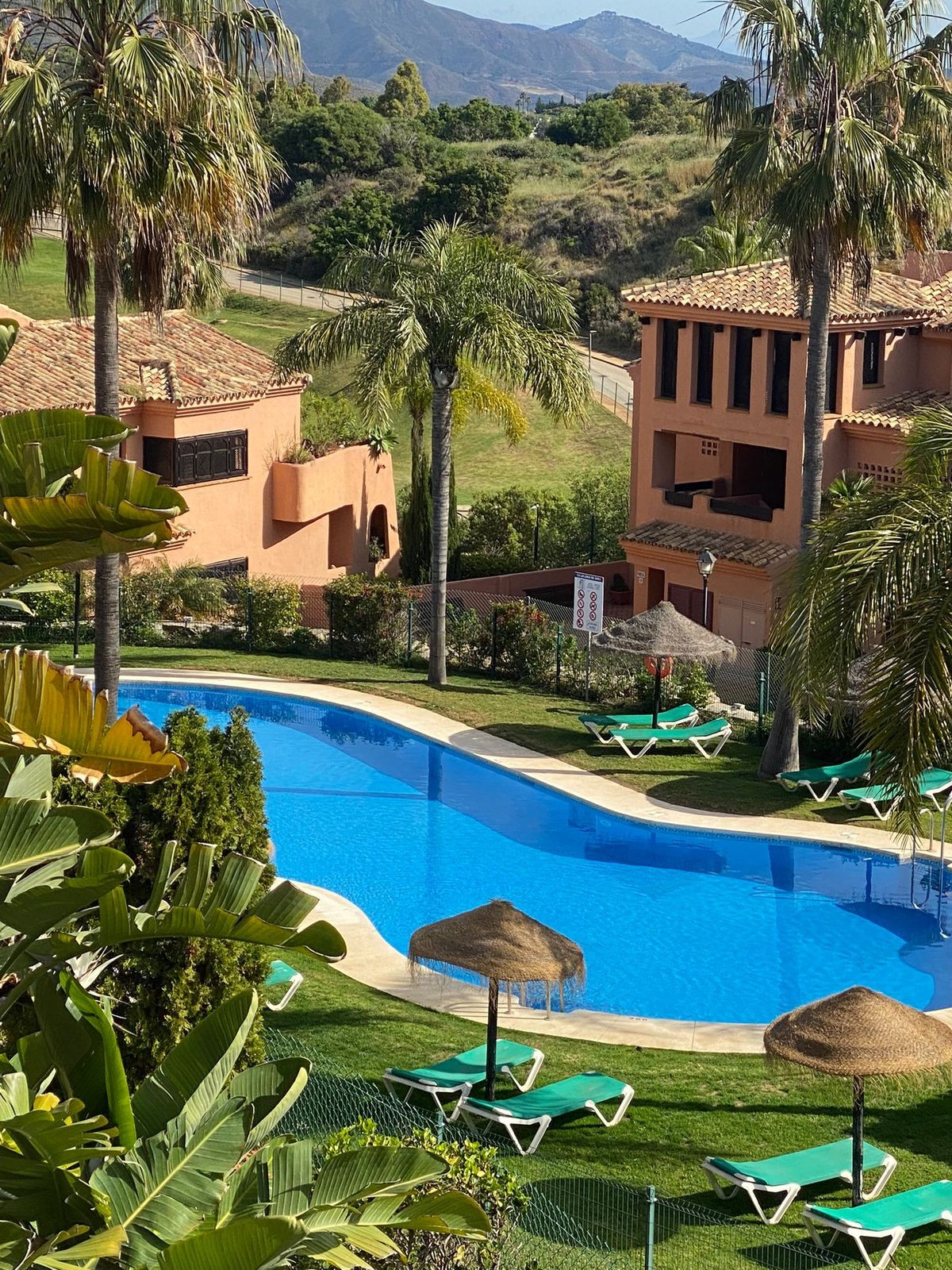 3 Bedroom Apartment for Sale in Ojén — 2