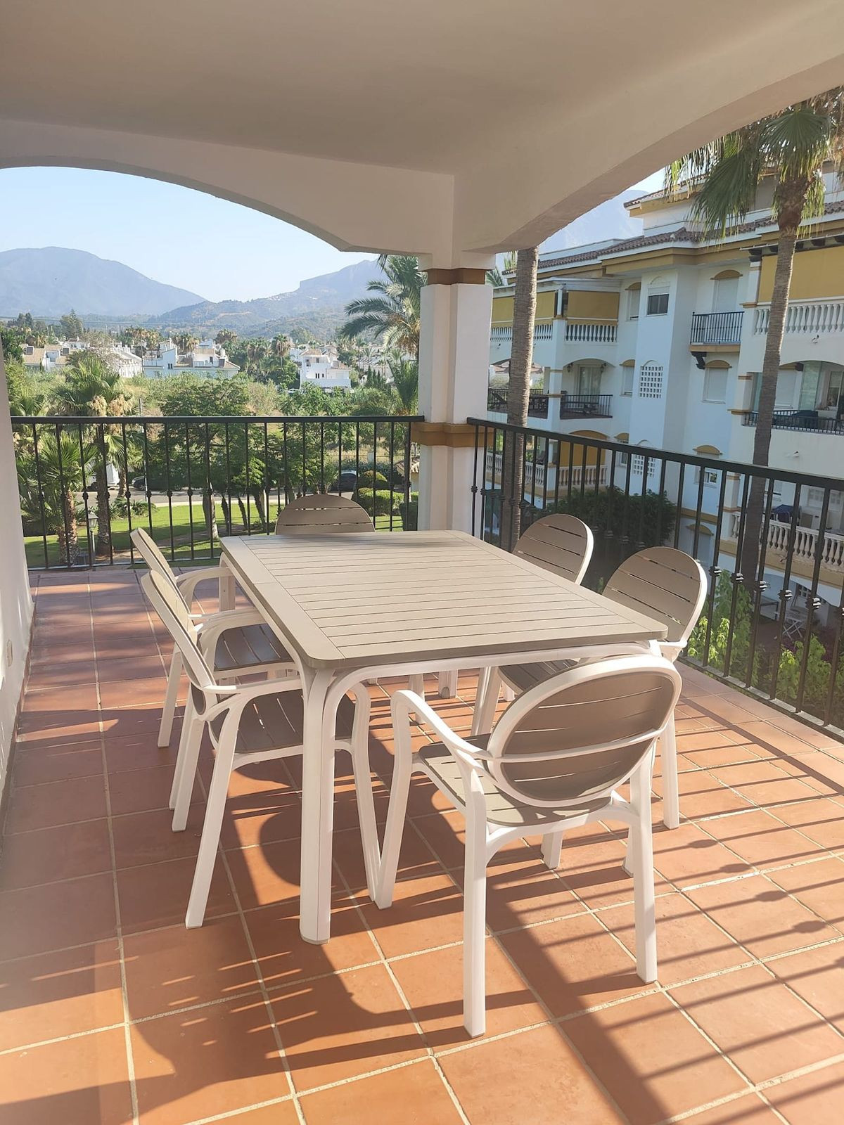2 Bedroom Apartment for Sale in Marbella — 8
