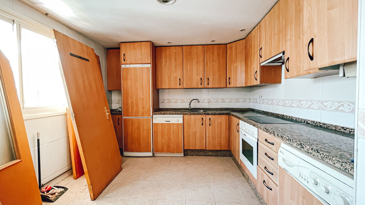3 Bedroom Apartment for Sale in Guadalmina Alta — 7