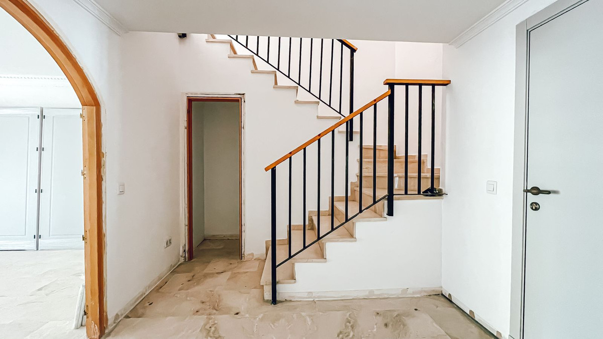 3 Bedroom Apartment for Sale in Guadalmina Alta — 9