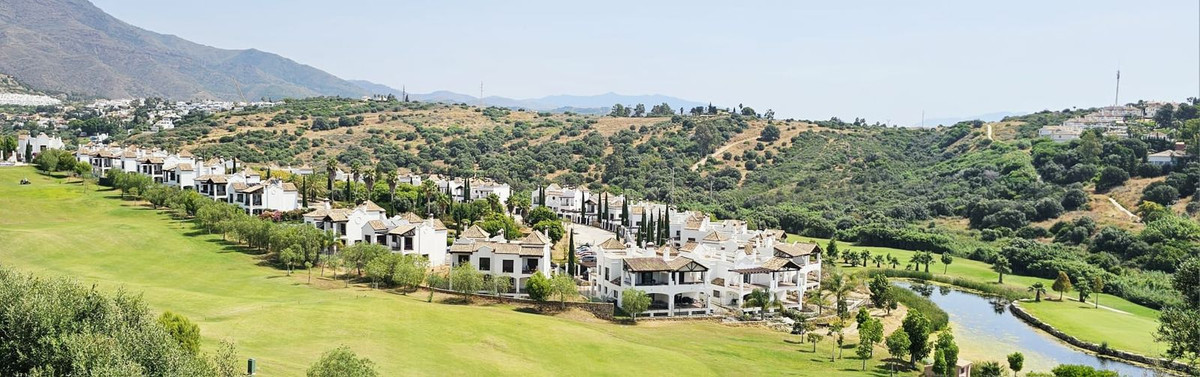 3 Bedroom Villa for Sale in Estepona