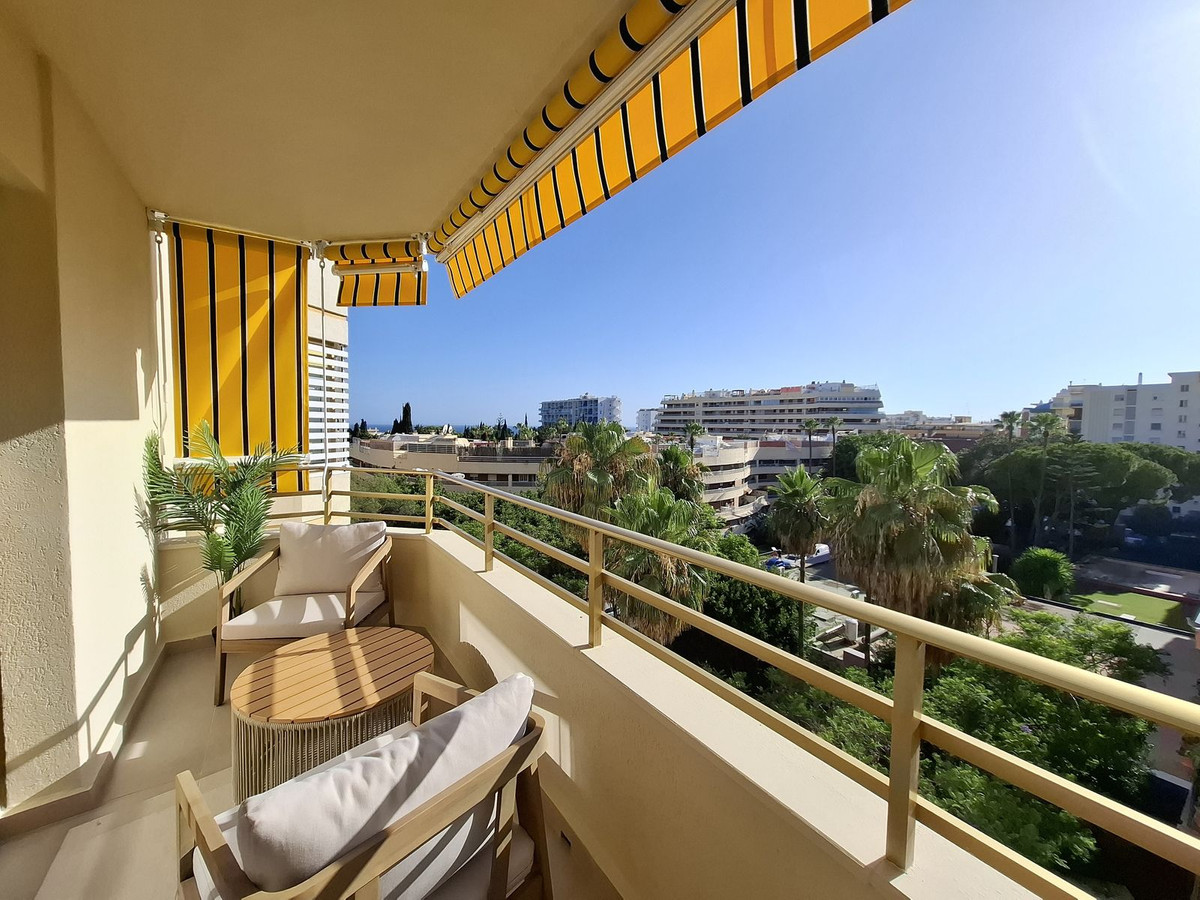 2 Bedroom Apartment for Sale in Marbella