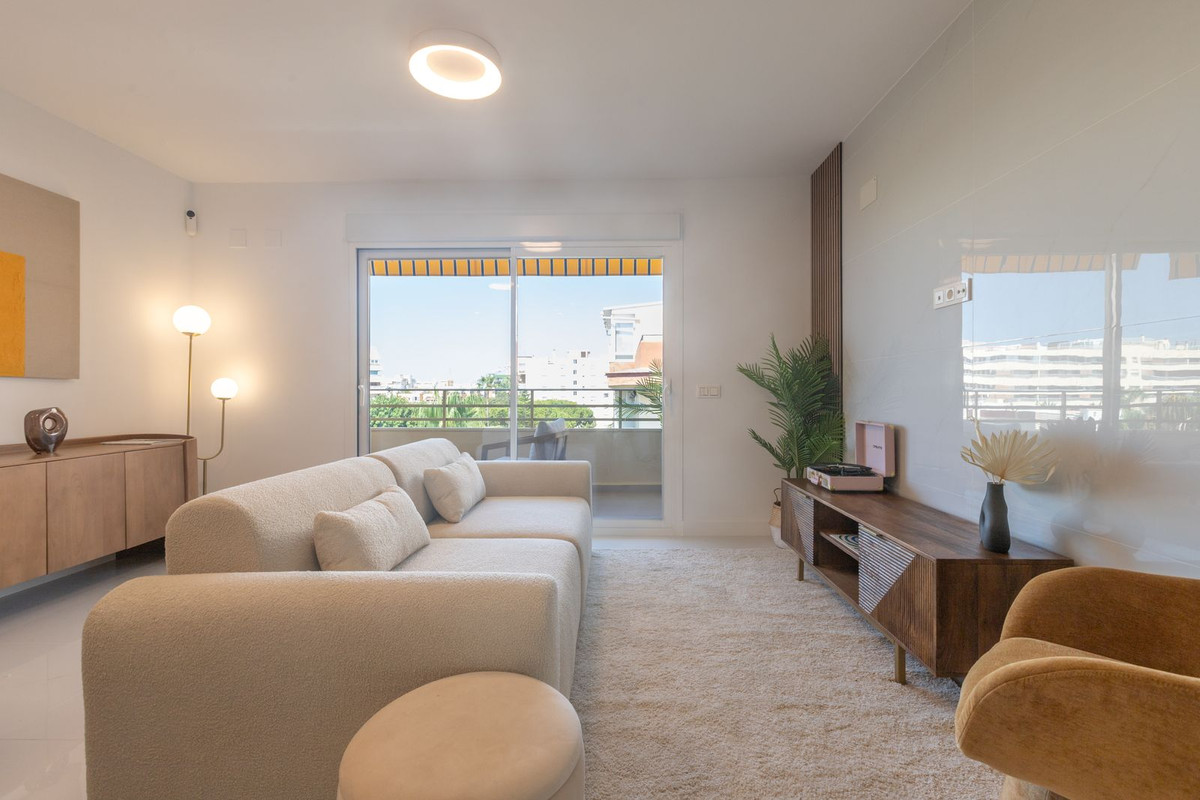 2 Bedroom Apartment for Sale in Marbella — 8
