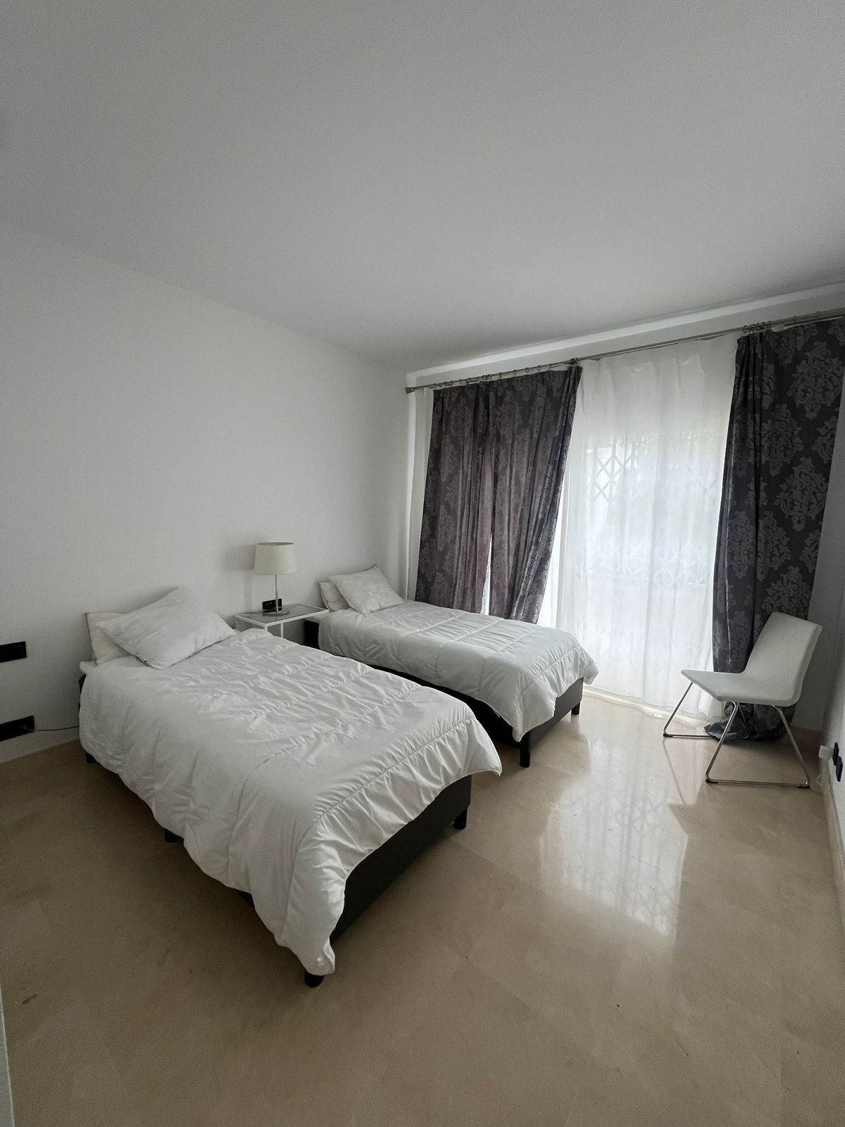 2 Bedroom Apartment for Sale in Nueva Andalucía — 6
