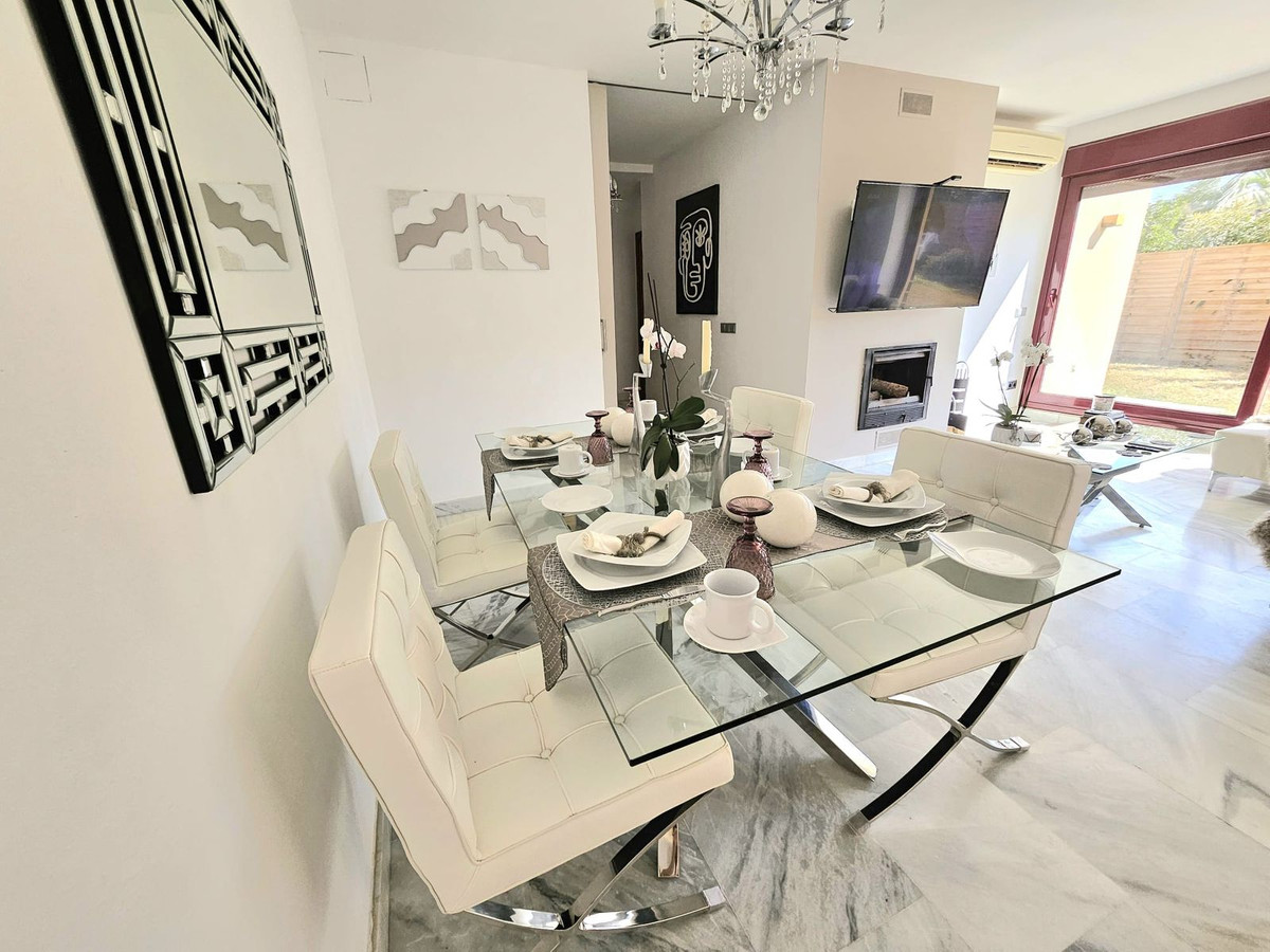 3 Bedroom Villa for Sale in Los Flamingos — view 10