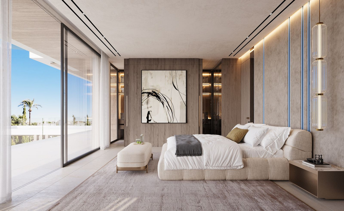 7 Bedroom Villa for Sale in Nueva Andalucía — 7