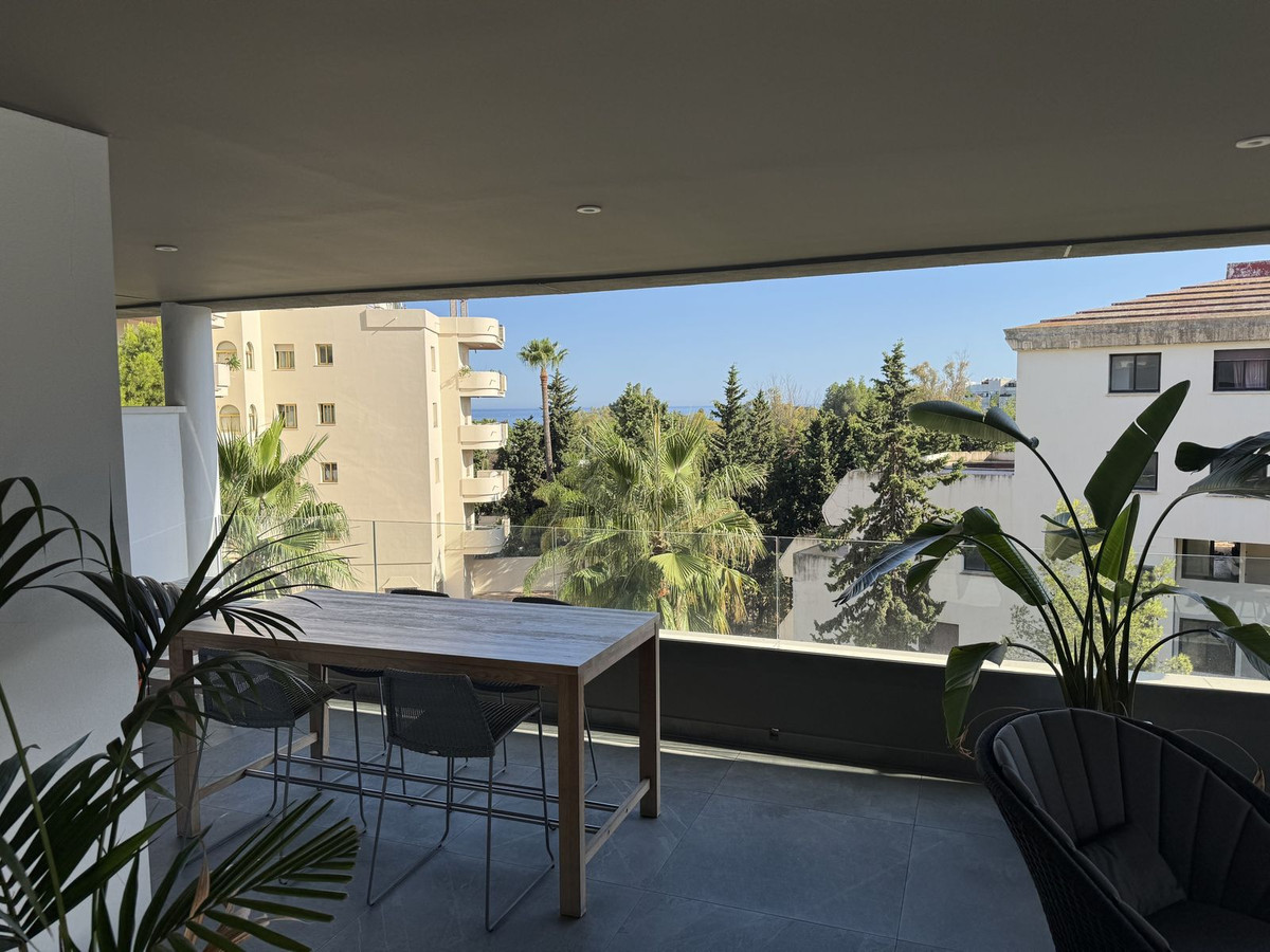 3 Bedroom Apartment for Sale in Nueva Andalucía — 9