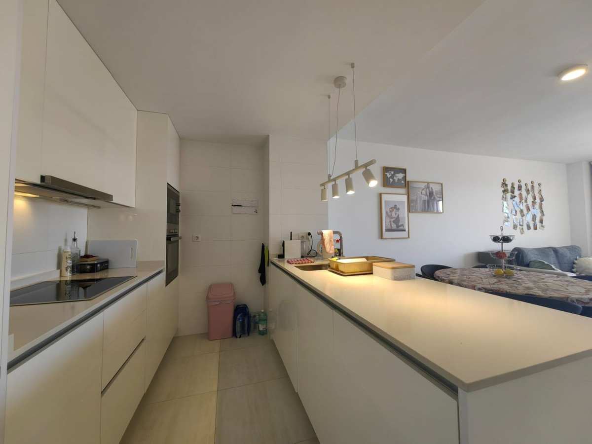 3 Bedroom Apartment for Sale in Estepona — 3