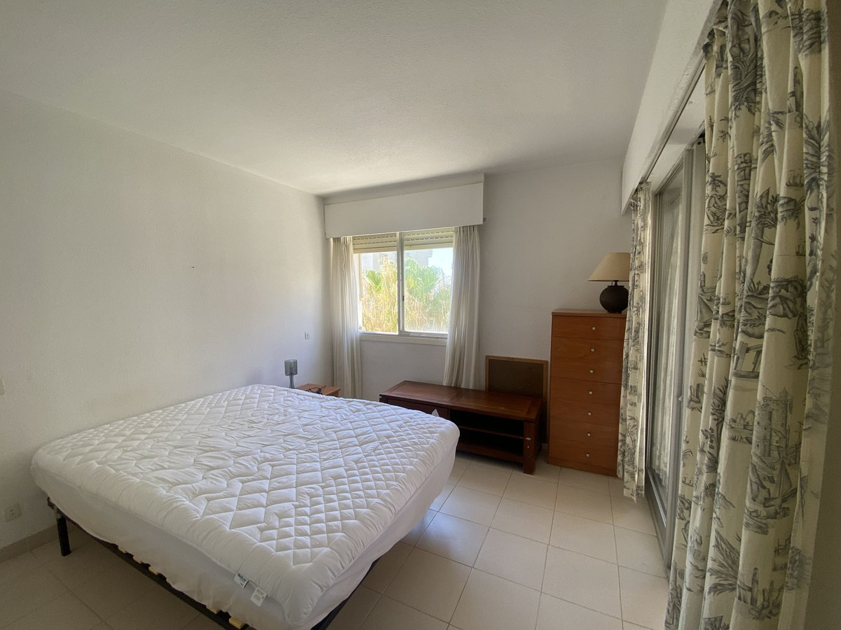1 Bedroom Apartment for Sale in Marbella — 8