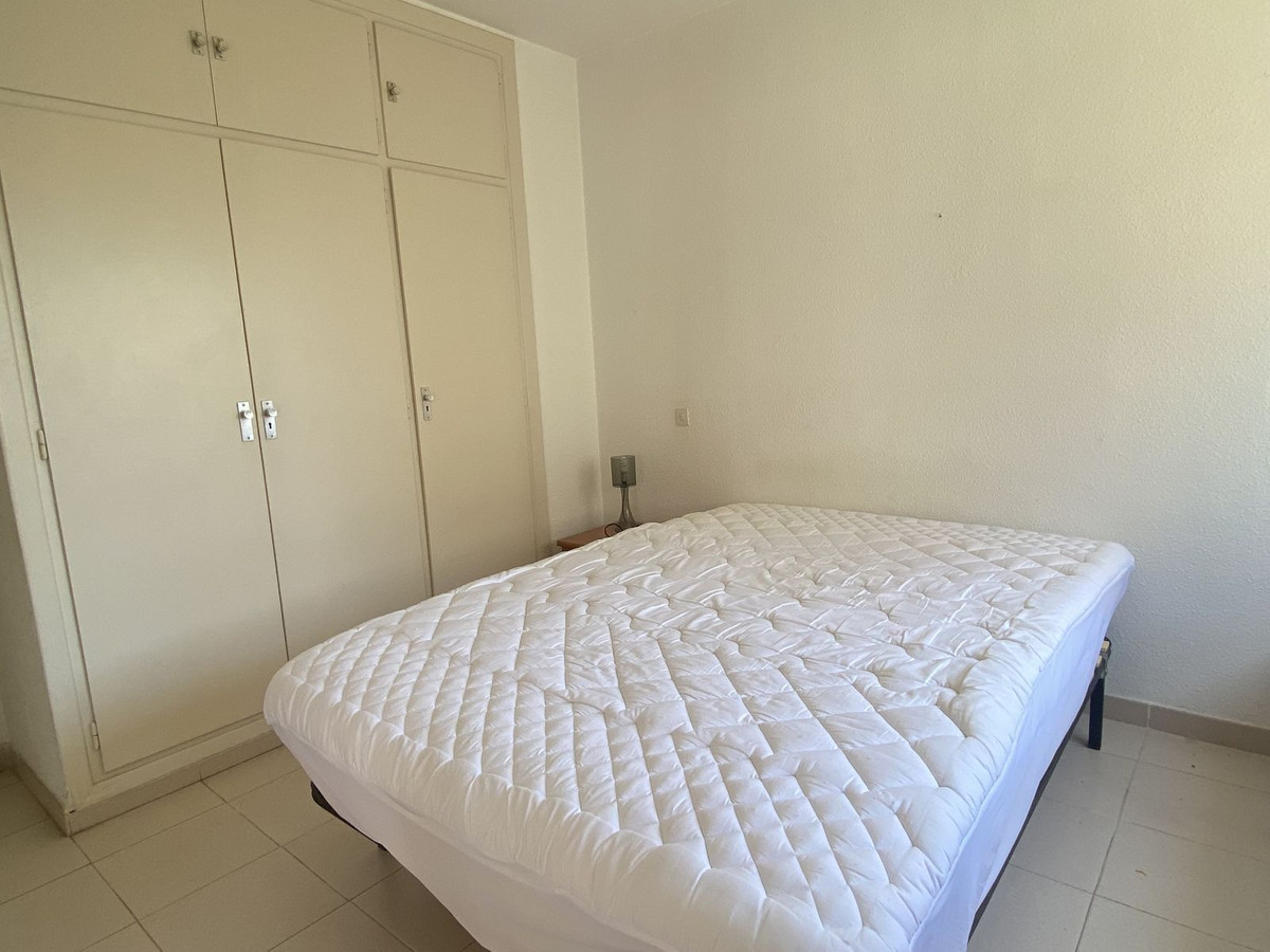 1 Bedroom Apartment for Sale in Marbella — view 10