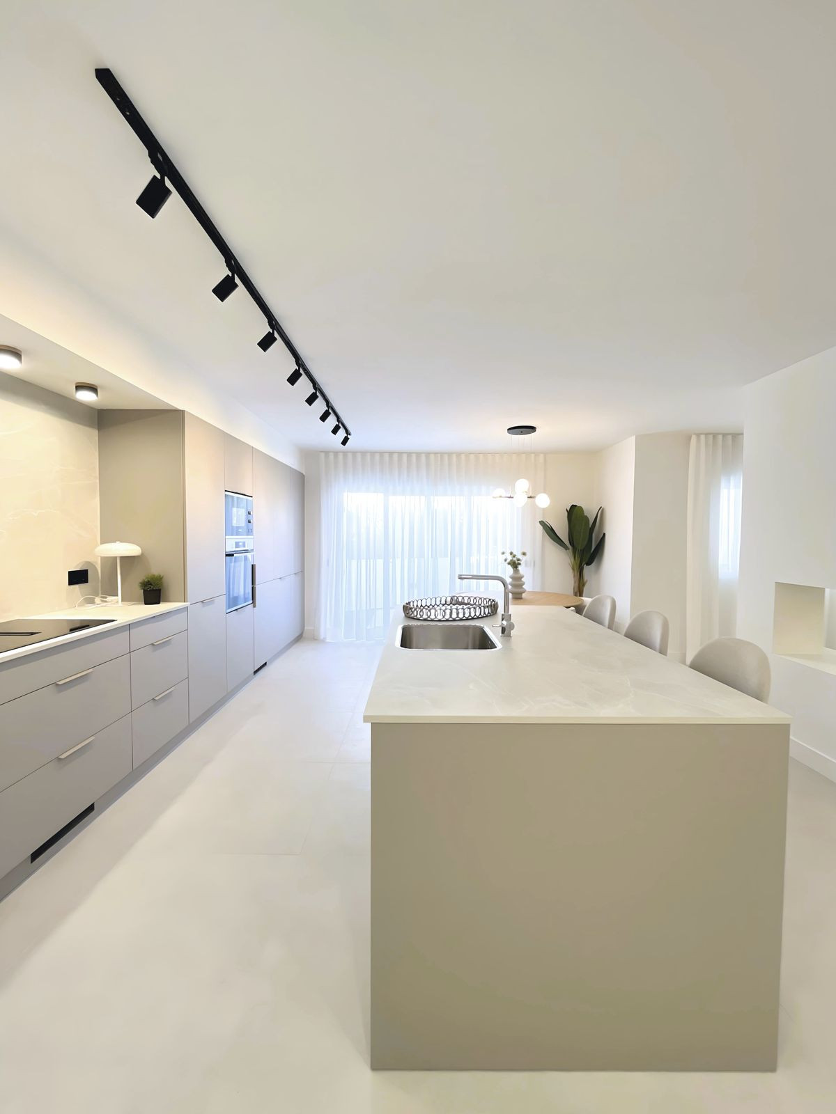 3 Bedroom Apartment for Sale in Nueva Andalucía — 9