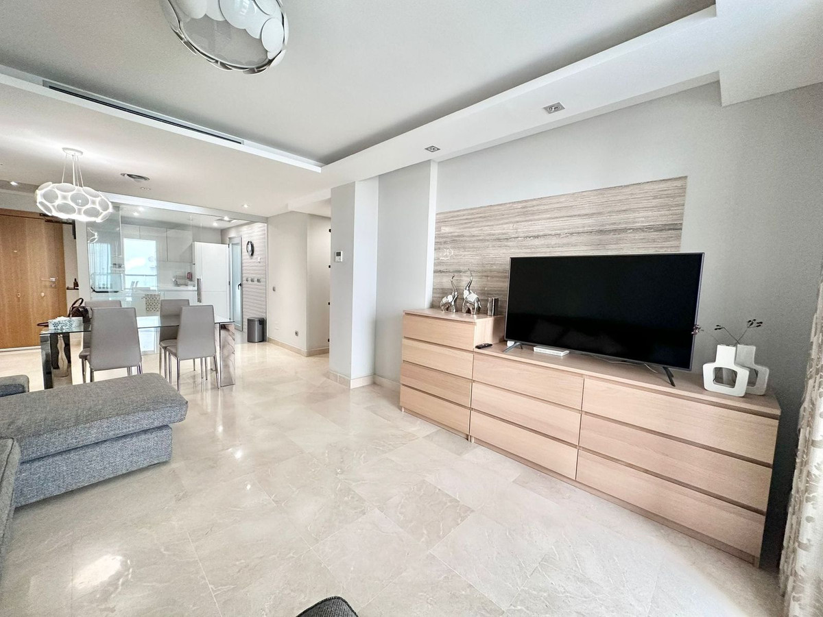 3 Bedroom Apartment for Sale in San Pedro de Alcántara — 6