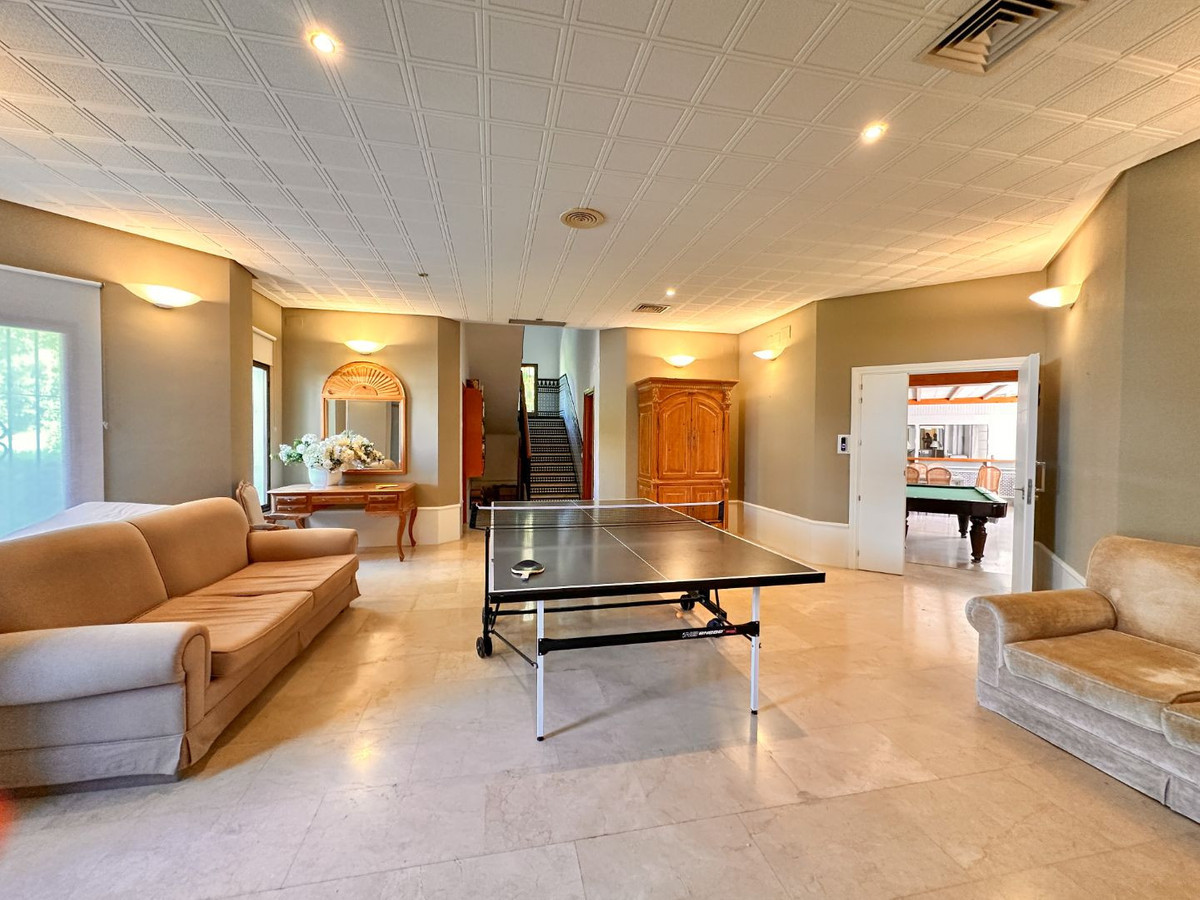 1 Bedroom Apartment for Sale in Nueva Andalucía — view 17