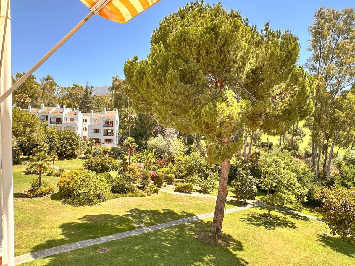1 Bedroom Apartment for Sale in Nueva Andalucía — view 18