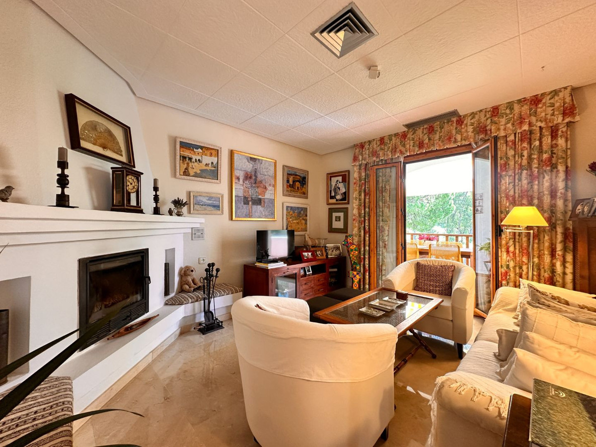 1 Bedroom Apartment for Sale in Nueva Andalucía — 9