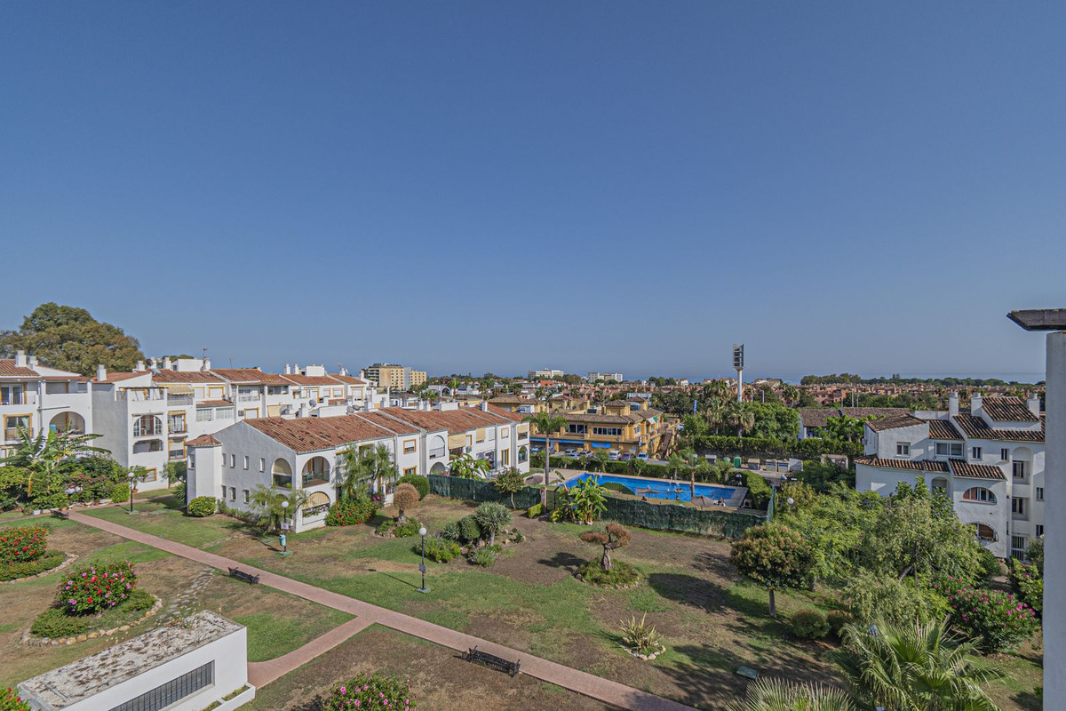 2 Bedroom Apartment for Sale in Diana Park — 4
