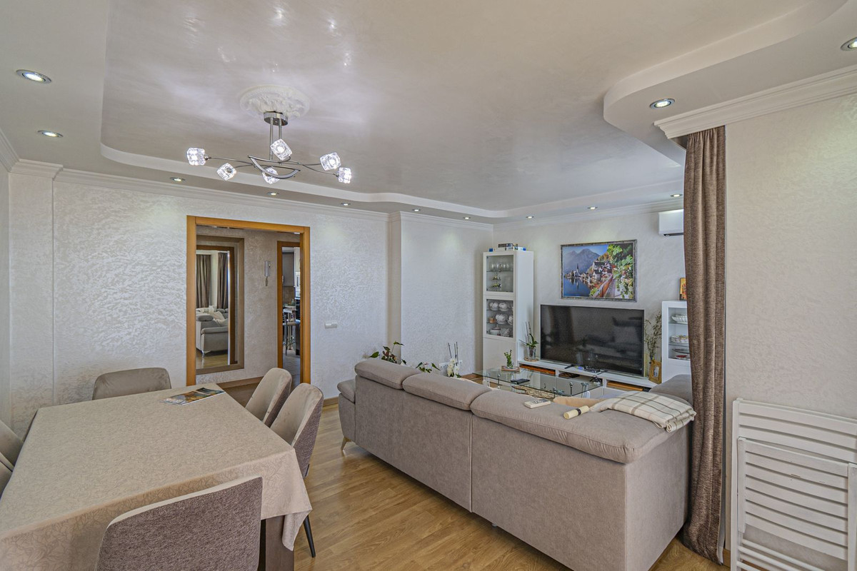 2 Bedroom Apartment for Sale in Diana Park — 9