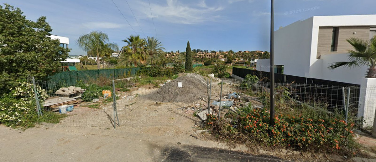 Plot for Sale in El Paraiso — 2