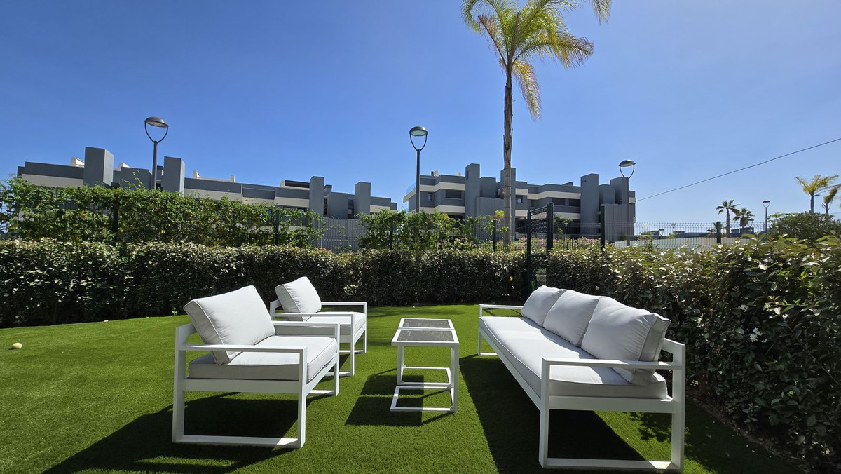 3 Bedroom Apartment for Sale in New Golden Mile — 6