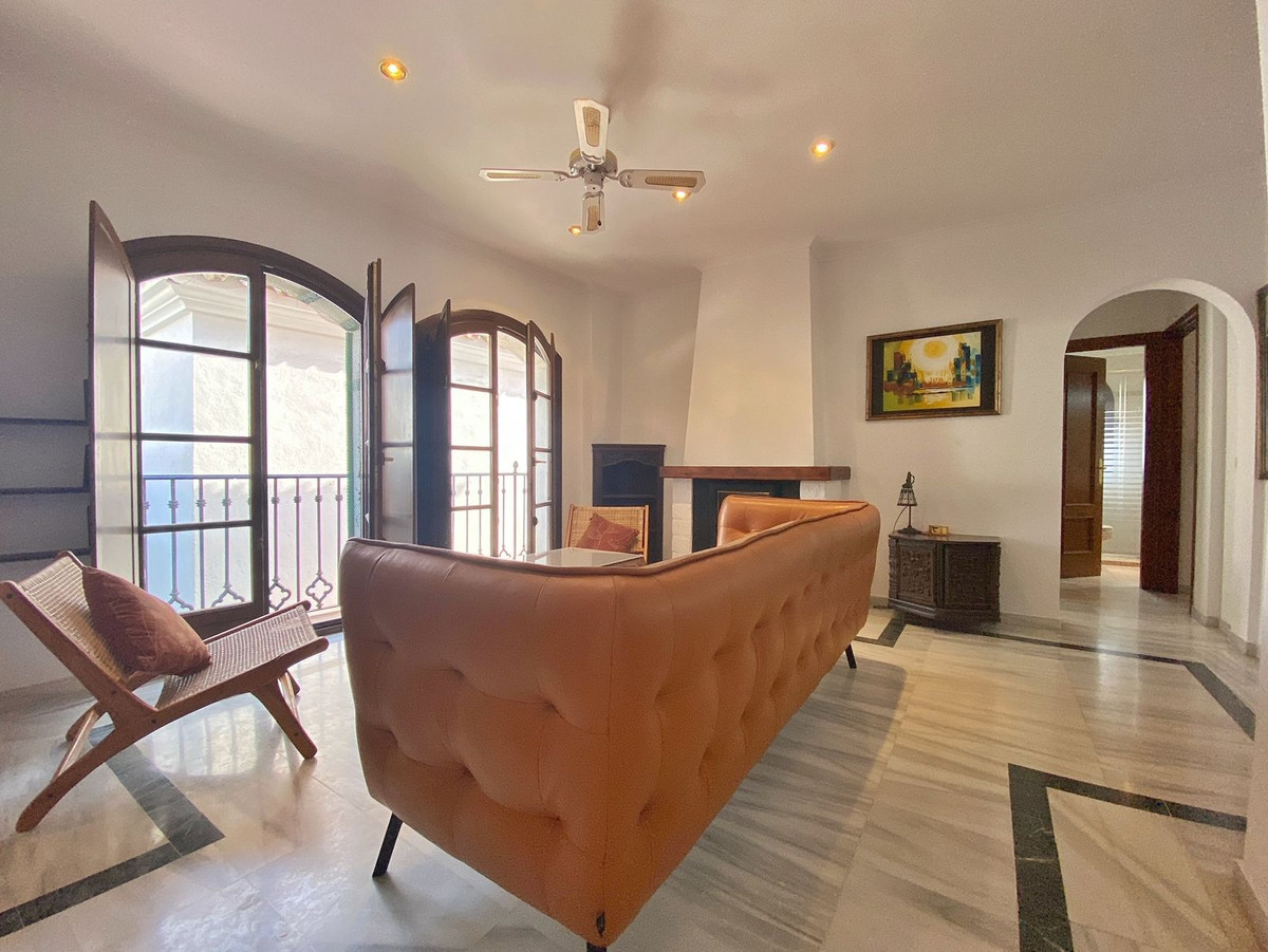 3 Bedroom Apartment for Sale in Marbella