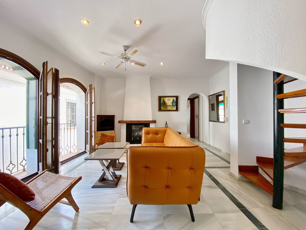 3 Bedroom Apartment for Sale in Marbella — 2