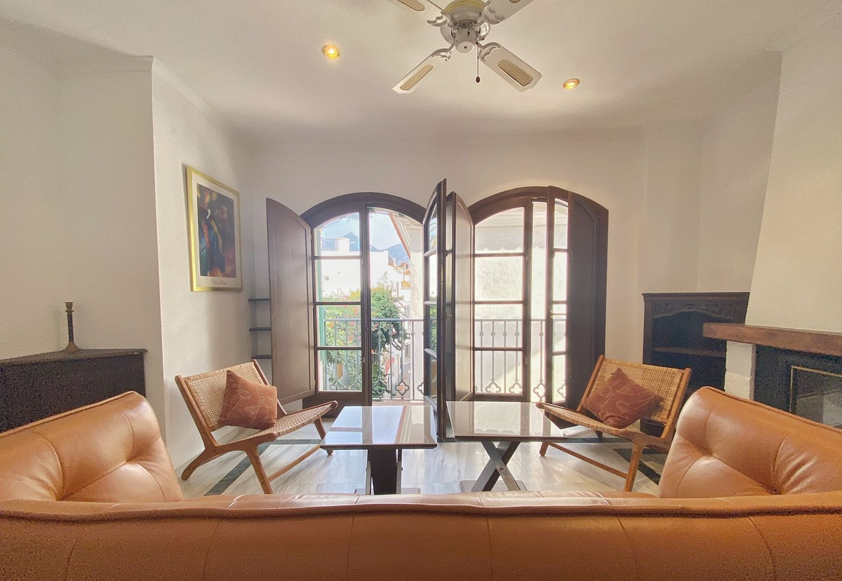 3 Bedroom Apartment for Sale in Marbella — 7