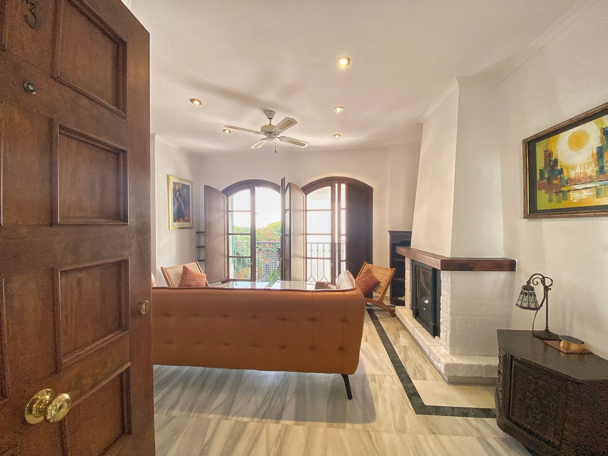 3 Bedroom Apartment for Sale in Marbella — 9