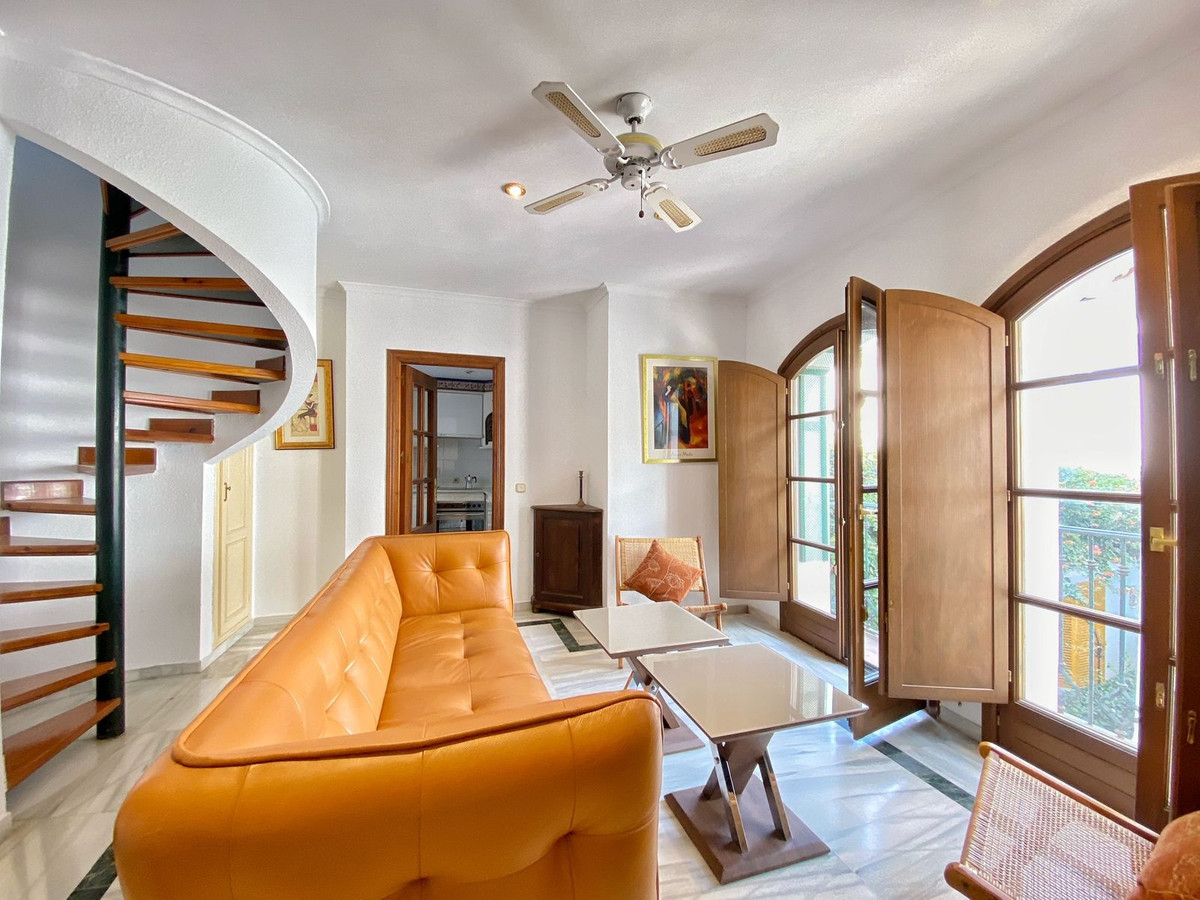 3 Bedroom Apartment for Sale in Marbella — view 10
