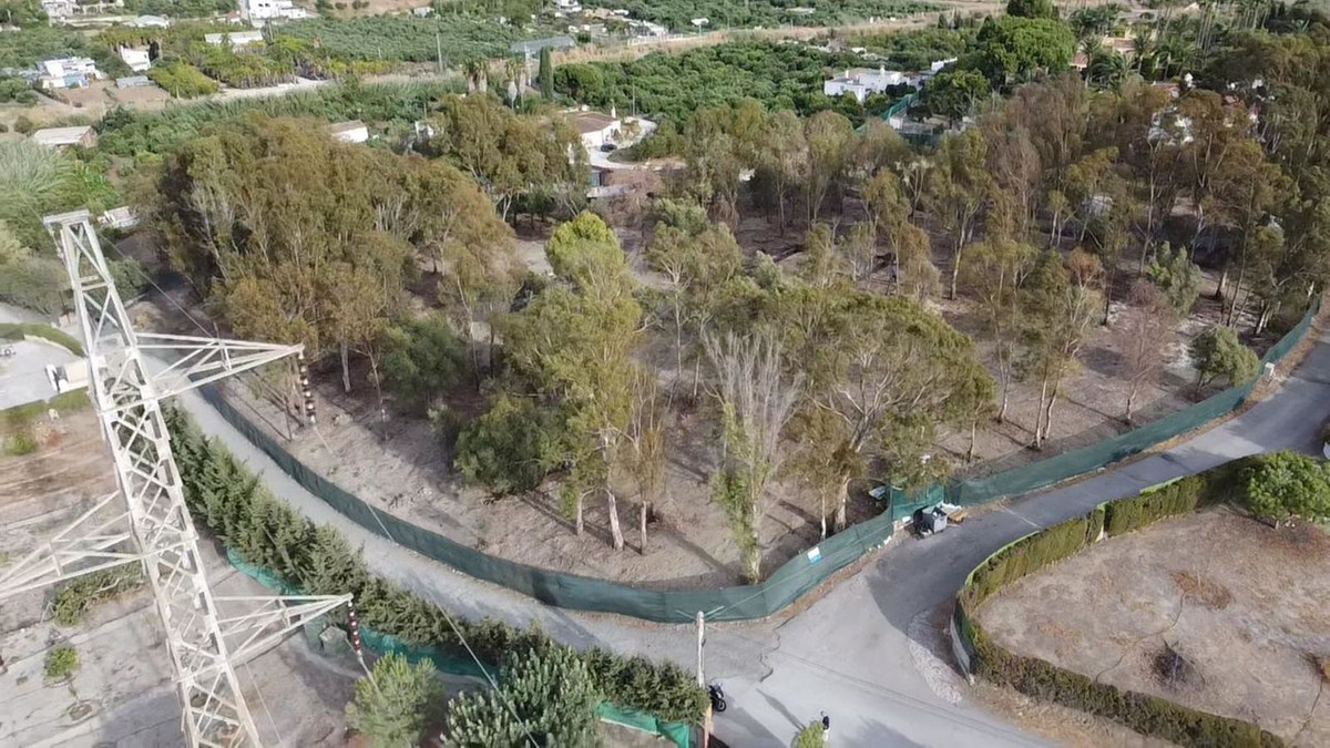 Plot for Sale in Estepona — 7