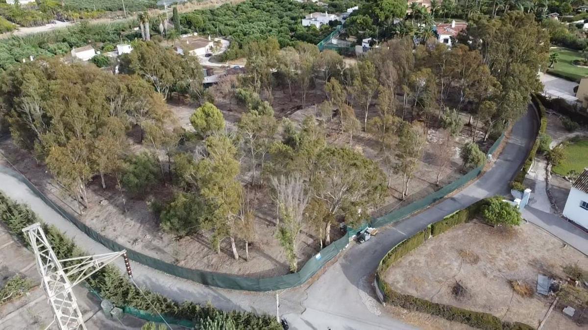 Plot for Sale in Estepona — 8