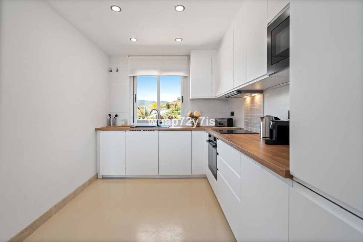 2 Bedroom Apartment for Sale in Selwo — 9