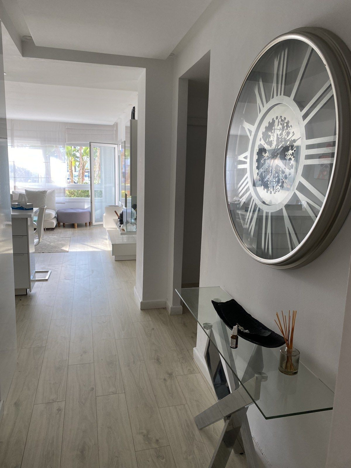 2 Bedroom Apartment for Sale in Puerto Banús — 2