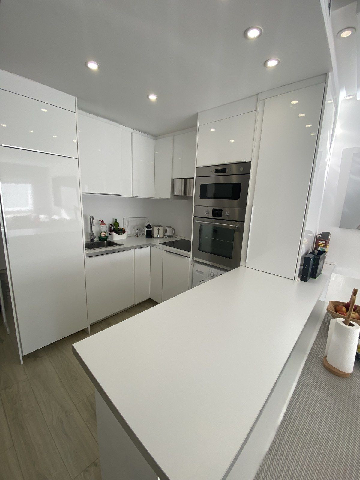 2 Bedroom Apartment for Sale in Puerto Banús — 3