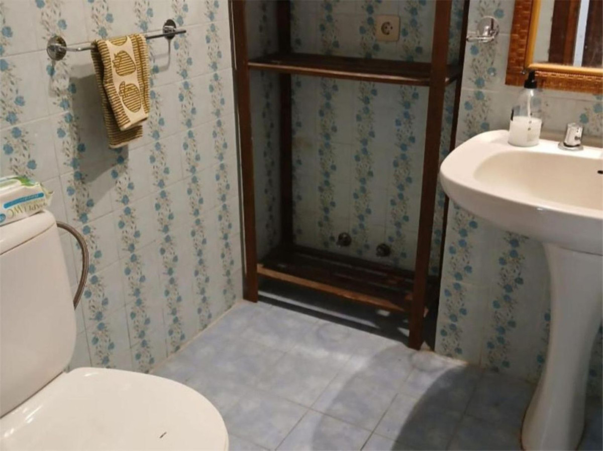 4 Bedroom Apartment for Sale in Marbella — 4